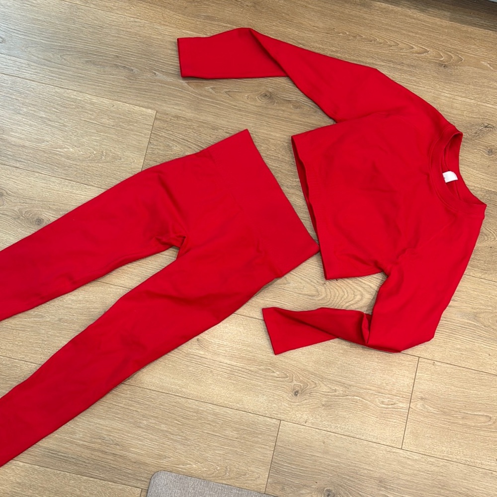 Red long sleeve workout set